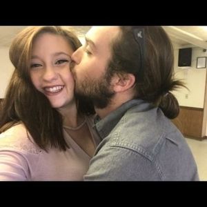 Meet your Posher, Felicity